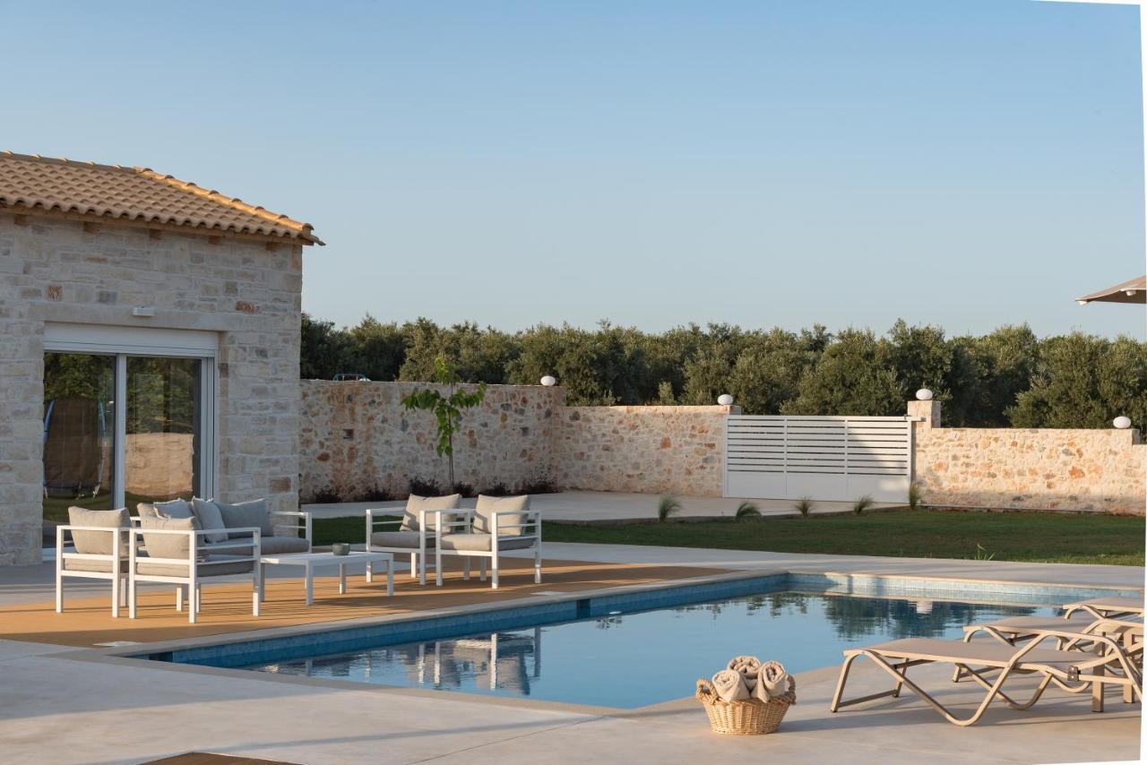 Evaero Villas I, Ii, Iii, IV - An Ever-So Inviting Escape, By Thinkvilla Sfakaki Exterior photo