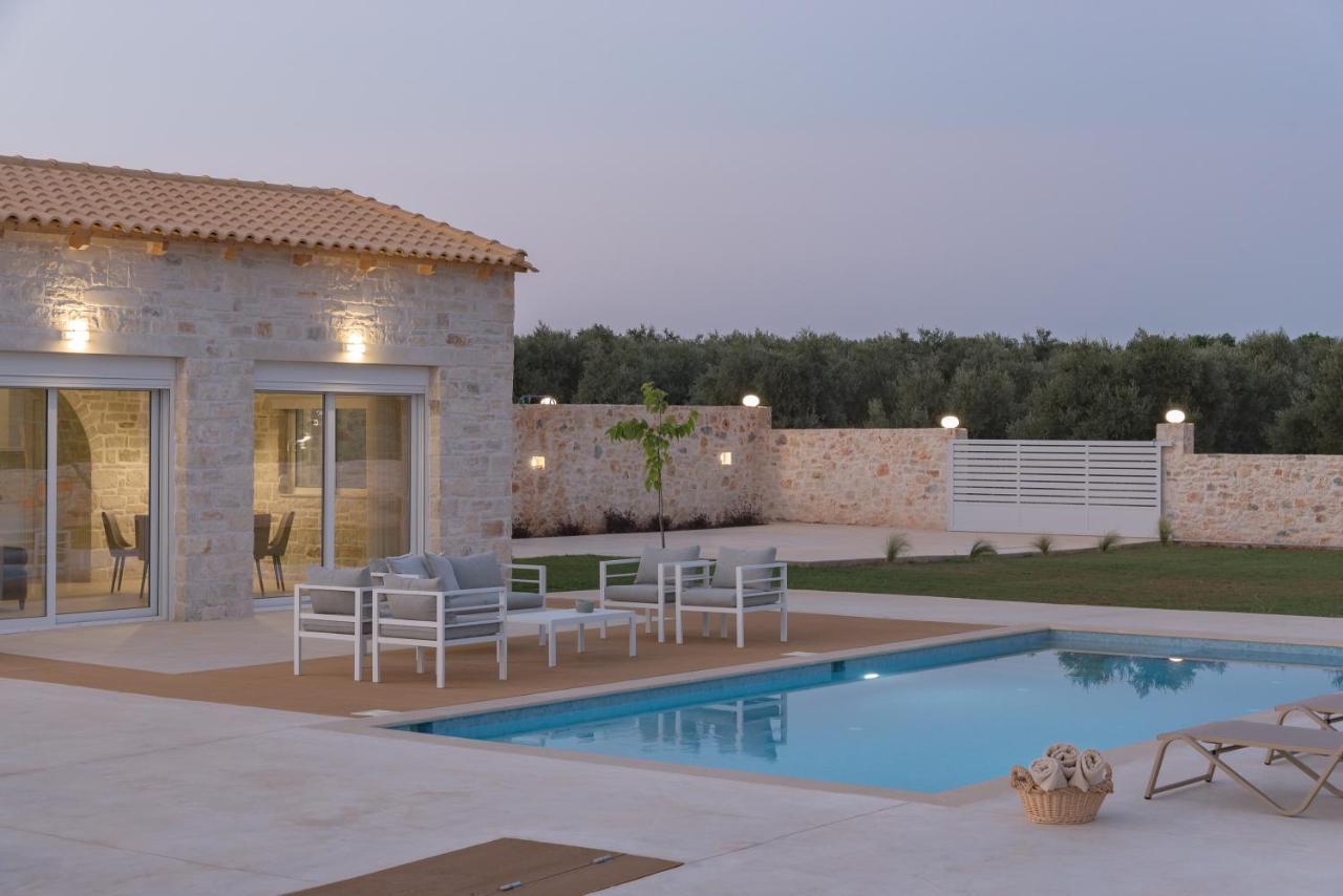 Evaero Villas I, Ii, Iii, IV - An Ever-So Inviting Escape, By Thinkvilla Sfakaki Exterior photo