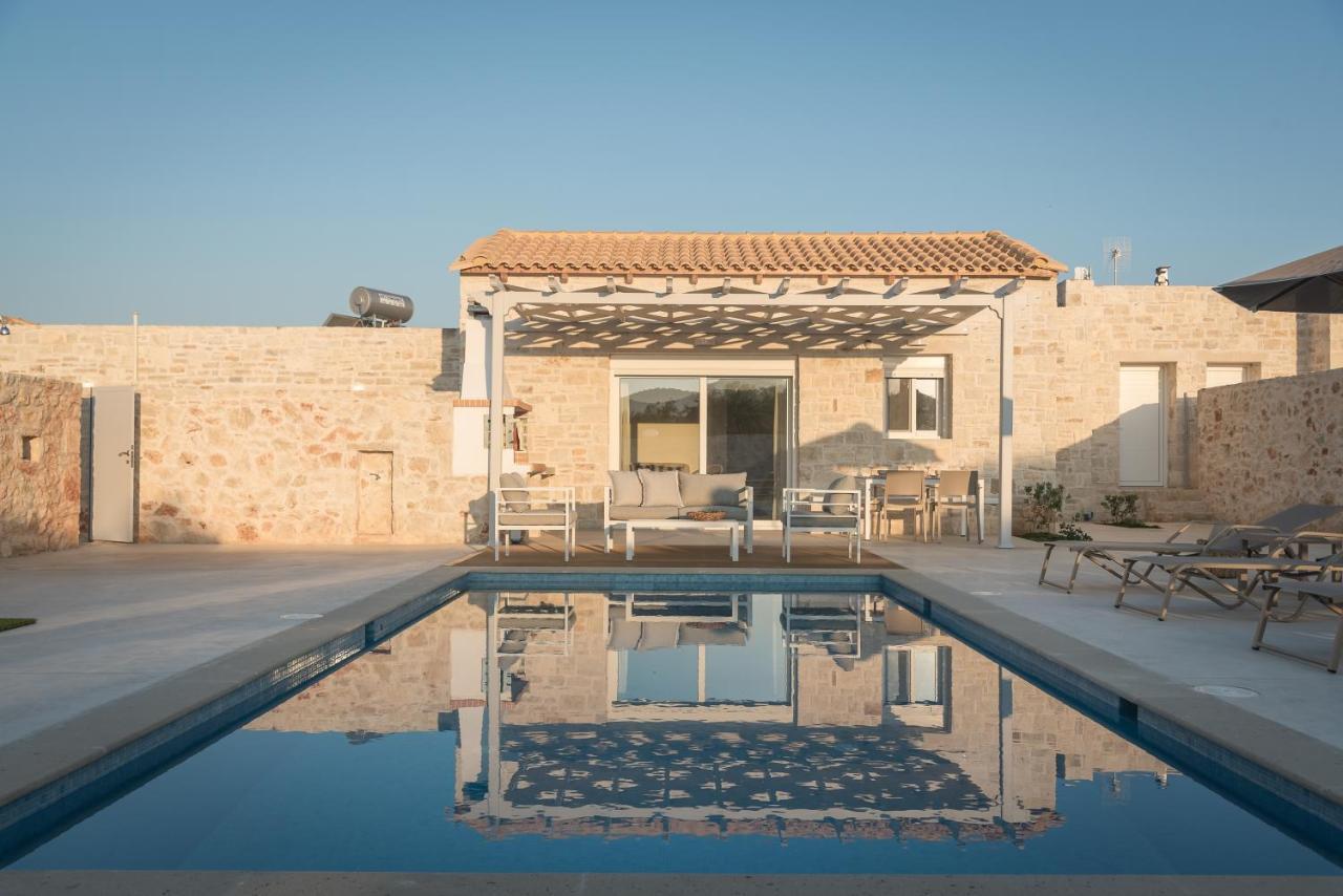 Evaero Villas I, Ii, Iii, IV - An Ever-So Inviting Escape, By Thinkvilla Sfakaki Exterior photo