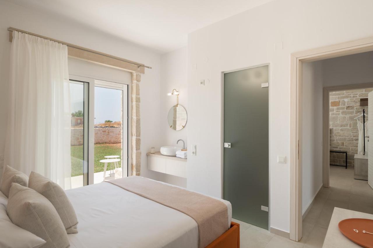 Evaero Villas I, Ii, Iii, IV - An Ever-So Inviting Escape, By Thinkvilla Sfakaki Exterior photo
