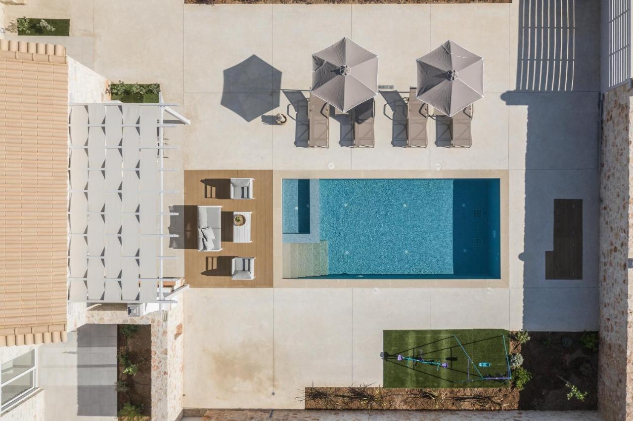 Evaero Villas I, Ii, Iii, IV - An Ever-So Inviting Escape, By Thinkvilla Sfakaki Exterior photo